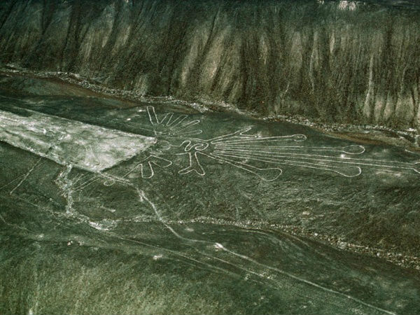 நாஸ்கா கோடுகள் (2 வது நூற்றாண்டுக்கு முந்தைய காலம்)