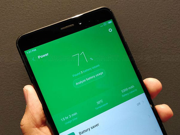 12 மெகாபிக்சல் பின்புற கேமரா