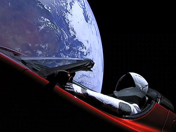 பூமியின் ஈர்ப்பு விசையால் பாதை மாறுமா.?