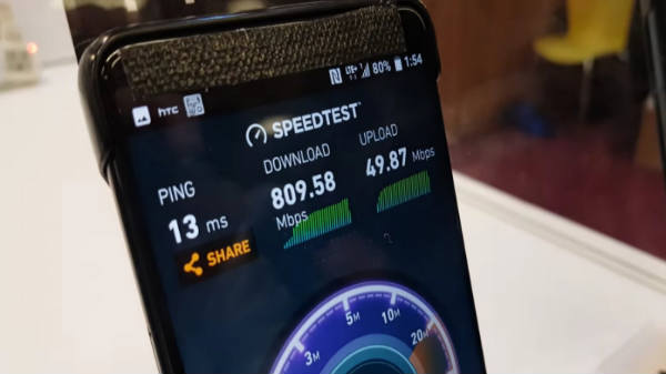 டூயல் கேமராவுடன் வெளிவரும் அசத்தலான எச்டிசி யூ12.!