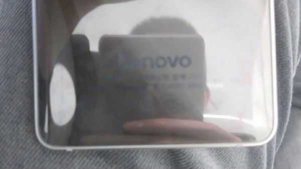 அழகிய வடிவமைப்பு மற்றும் சிறிய வடிவம் 