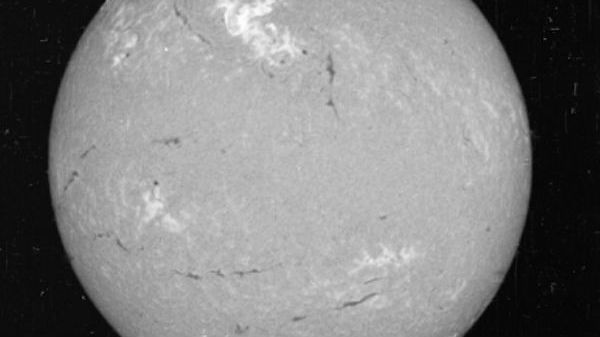 வாடிக்கையாக கண்காணிக்க ஆரம்பித்தது.!