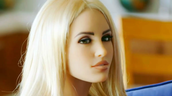 இனவெறி மற்றும் அதீத கவர்ச்சி