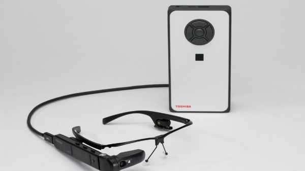 கண்களில் மாட்டிக் கொண்டு கனவுலகில் மிதக்க வேண்டுமா? 