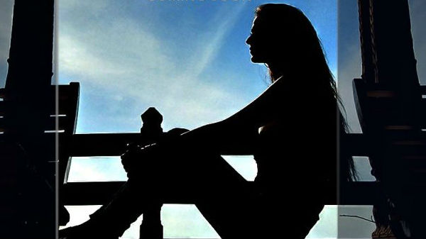 இரட்டை கேமரா அமைப்பை கொண்டுள்ளது.!