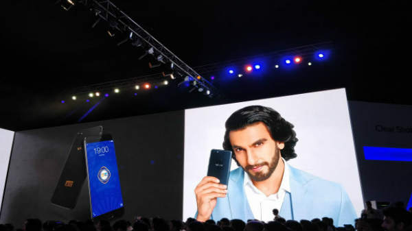 டிஸ்பிளே: 