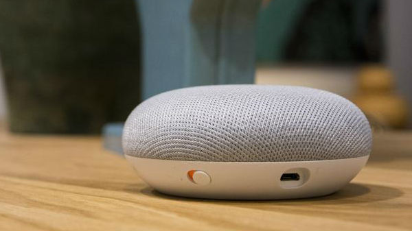 இந்தியாவில் அறிமுகமானது கூகுள் மினி ஸ்பீக்கர்; அமேசானுக்கு ஆப்பு.!