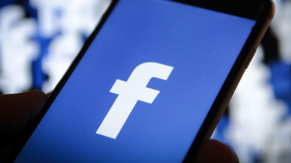 #FacebookMatrimony என்கிற ஹேஷ்டேக் தீயாய் பரவி வருகிறது.!