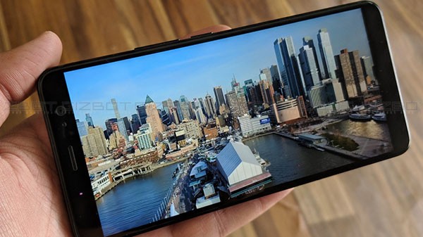 டிஸ்ப்ளே