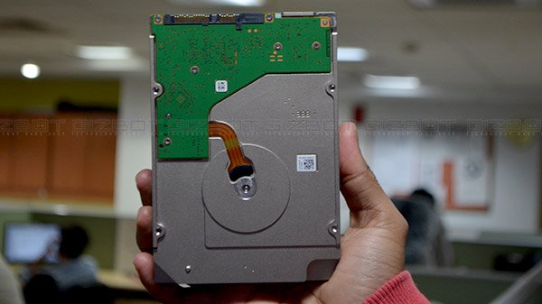 சீகேட் பர்ராகுடா புரோ 12 டிபி ஹார்ட் டிஸ்க் : விமர்சனம்.!