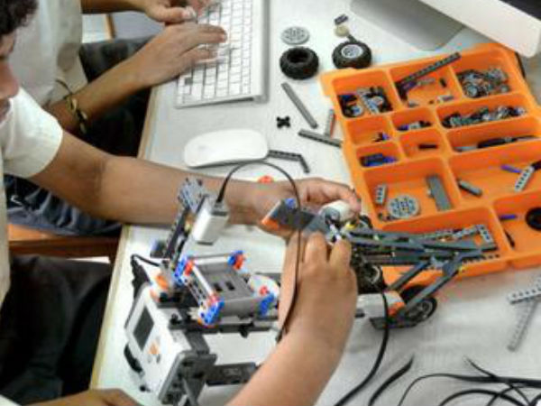  ரோபாட்டிக்ஸ் :