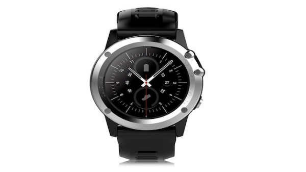 2.போல்ட் ஹாக் ஸ்மார்ட்வாட்ச்(Boltt Hawk Smartwatch)