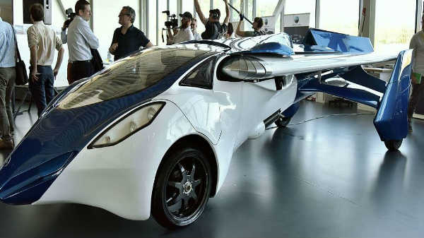 பறக்கும் கார் திட்டம்: