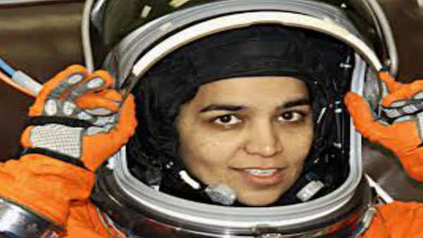 விமானப் பொறியியல் படிக்க ஆர்வம்: 