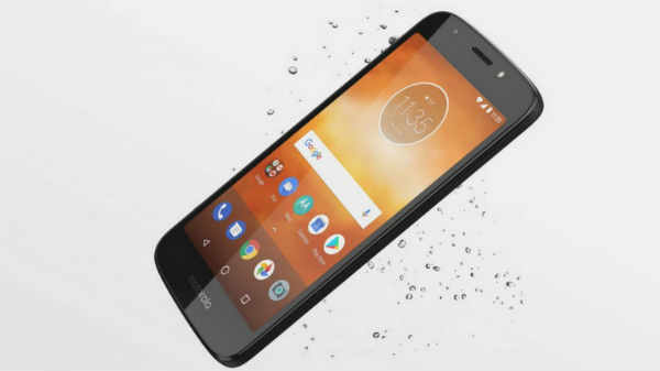 மோட்டோ இ5 பிளே :