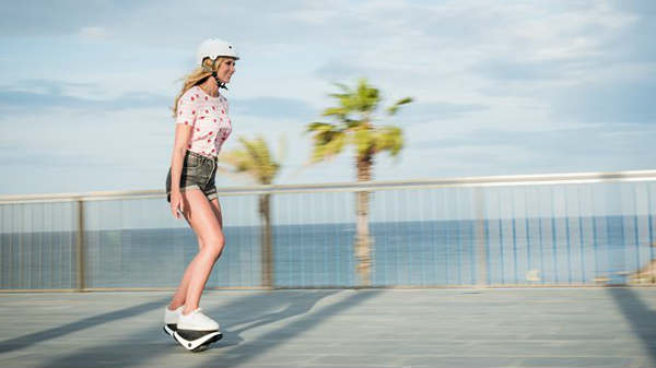 இ-ஸ்கேட்டிங் போர்டு: செக்வேஸ்-ன் அசத்தல் ஐடியா!