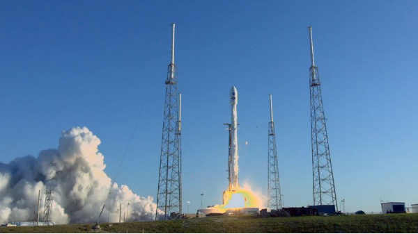  விண்வெளி வீரர்களின் பார்வையில் 