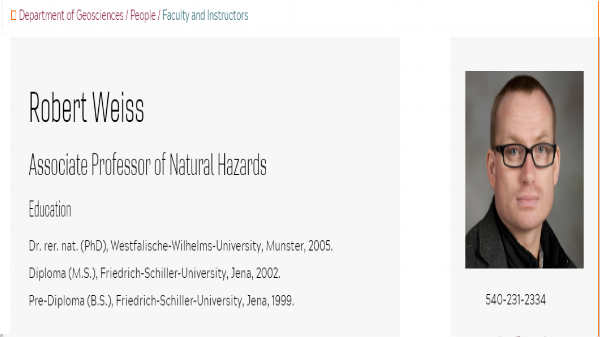 பேராசிரியர் ஆய்வு: 