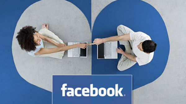 பேஸ்புக்:  