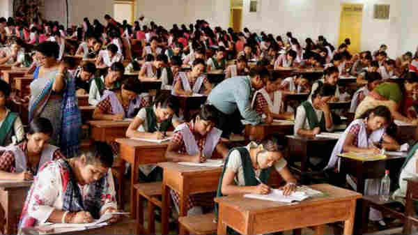 4,000 மாணவர்கள் மற்றும் 487 தேர்ச்சி மையங்கள் 