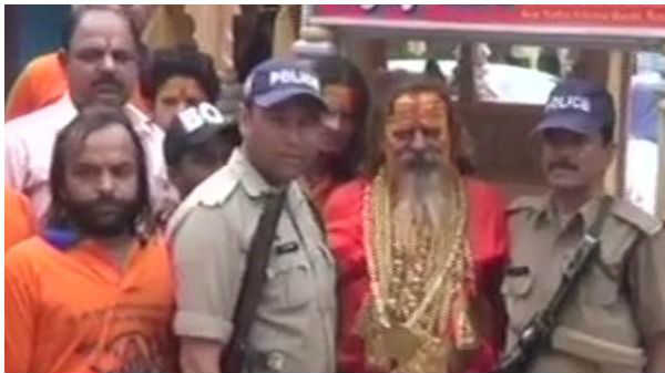  பிராண்டில் ஜீன்ஸ்