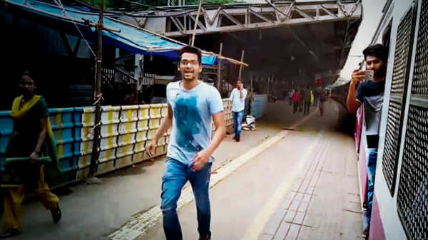 மும்பை ரயில் நிலையம்: