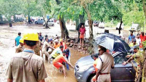 தொழில் நுட்ப உதவி: 