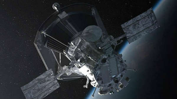 பார்க்கர் சோலார் ஆய்வு விண்கலம் திட்டமிட்டபடி இயங்குகிறது – நாசா தகவல்