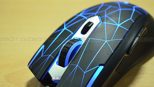 பட்டன்கள்: 