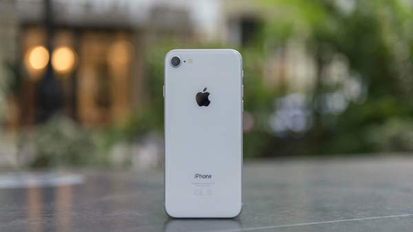 மலிவு விலை ஐபோன்: 