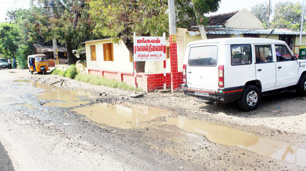 போலீசில் புகார்: 