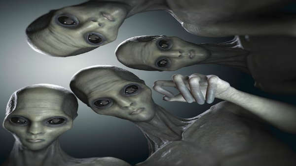 பூமிக்கு படையெடுப்பு: 