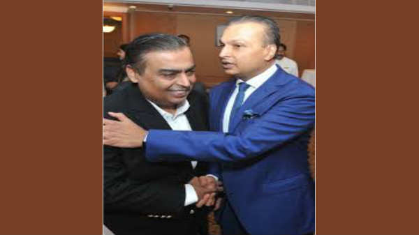 இந்திய கோடீஸ்வரர்களில் முதலிடம்: 