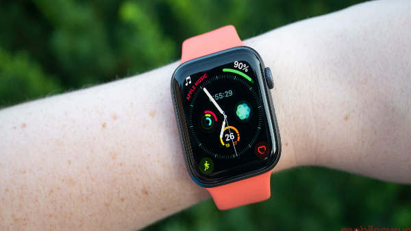 அட்டகாசமான ஆப்பிள் வாட்ச்.! விற்பனை துவங்கியது.!  