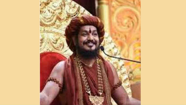 கடவுளே நான் தான் நித்தியானந்தா: 