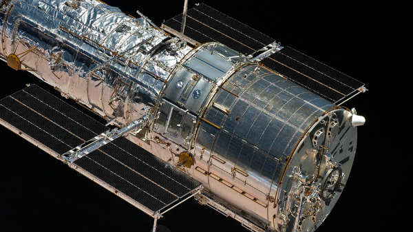 மீண்டும் அதிரடிக்கு தயாராகும் ஹப்பிள் ஸ்பேஸ் டெலஸ்கோப்.!