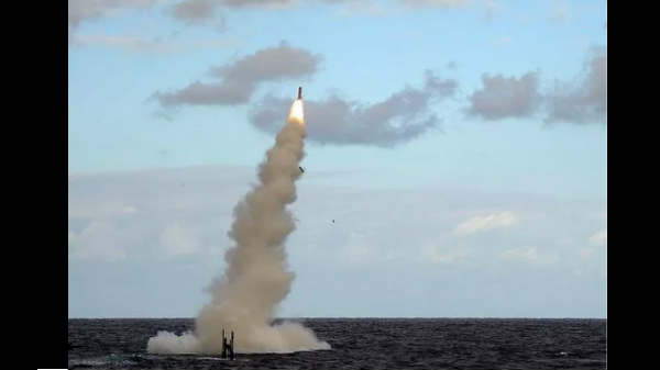  5. Guided Missile Submarines-ராக்கெட்