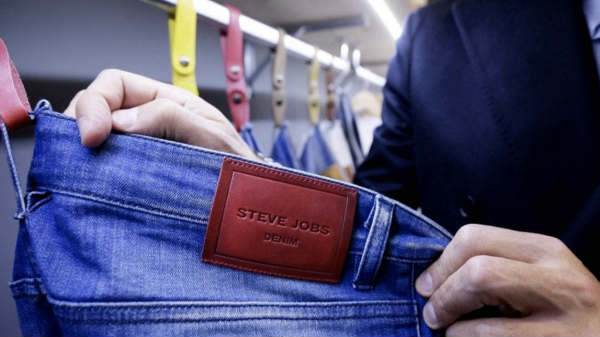 இத்தாலி கம்பெனியின் பெயர் 'ஸ்டீவ் ஜாப்ஸ்' ! பாவம் ஆப்பிள்.!