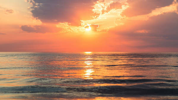 சூரியன் மறைந்து போகும் அடுத்த நொடி என்ன நடக்கும்?