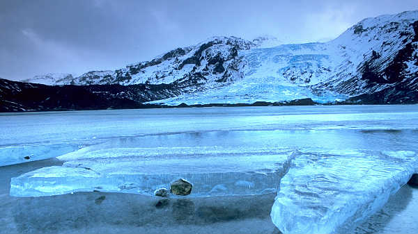 பூமியை ஒரு பனிக்கட்டி உலகமாக மாறும்!