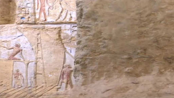 கொட்டிக் கிடக்கும் புதையல்: 