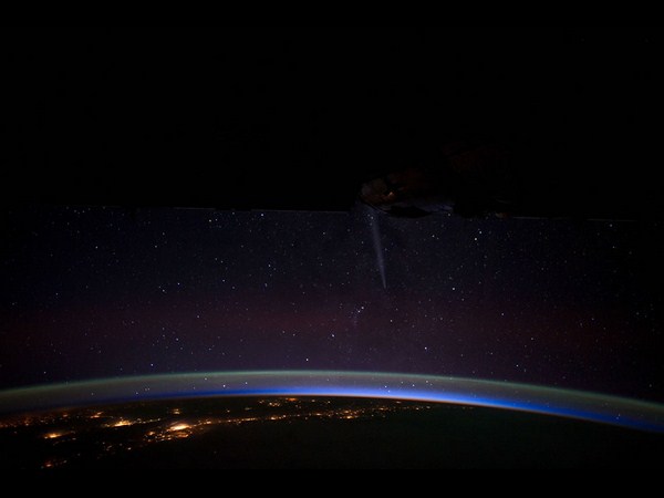 விண்வெளியிலிருந்து பூமி...சில அறிய படங்கள்...