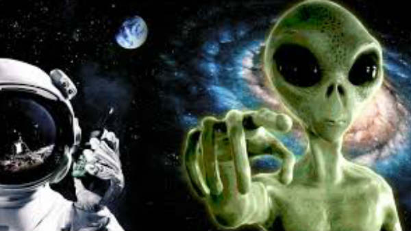 அதிரவிட்டுள்ளது: