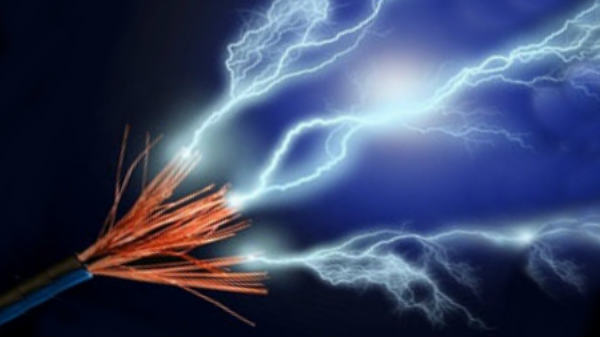 சார்ஜ் போட்டு பயன்படுத்த வேண்டாம் 