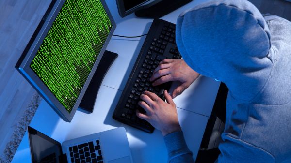  ரூ.20 லட்சம் மட்டும் மிஞ்சியது: 