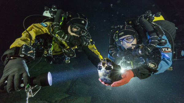 வல்லுநர்கள்