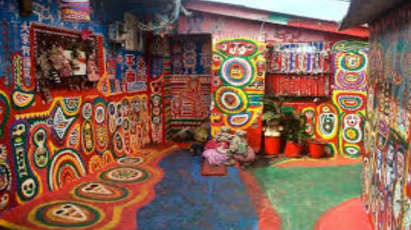 மேலும் படங்கள்