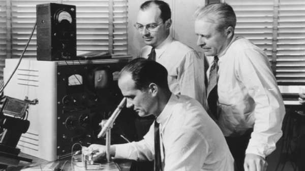 அதிசக்திவாய்ந்த துகள் முடுக்கியை கட்டமைக்க விரும்பும் இயற்பியலாளர்கள்!