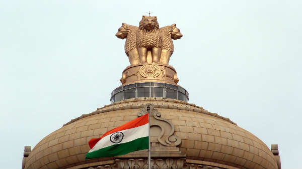 நூலகம் கட்டப்பட்டு வருகின்றது: 