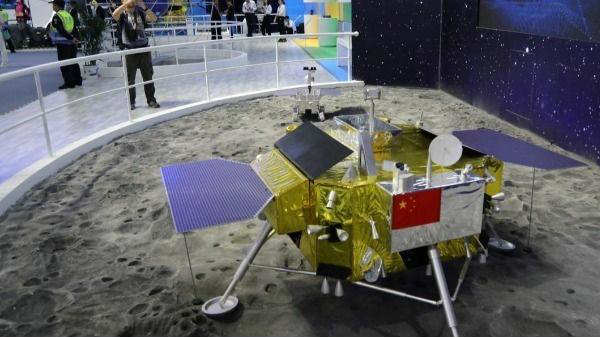 அனுஜ் சின்ஹா 